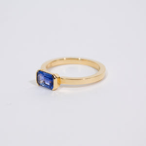 Billie Blue Sapphire Ring